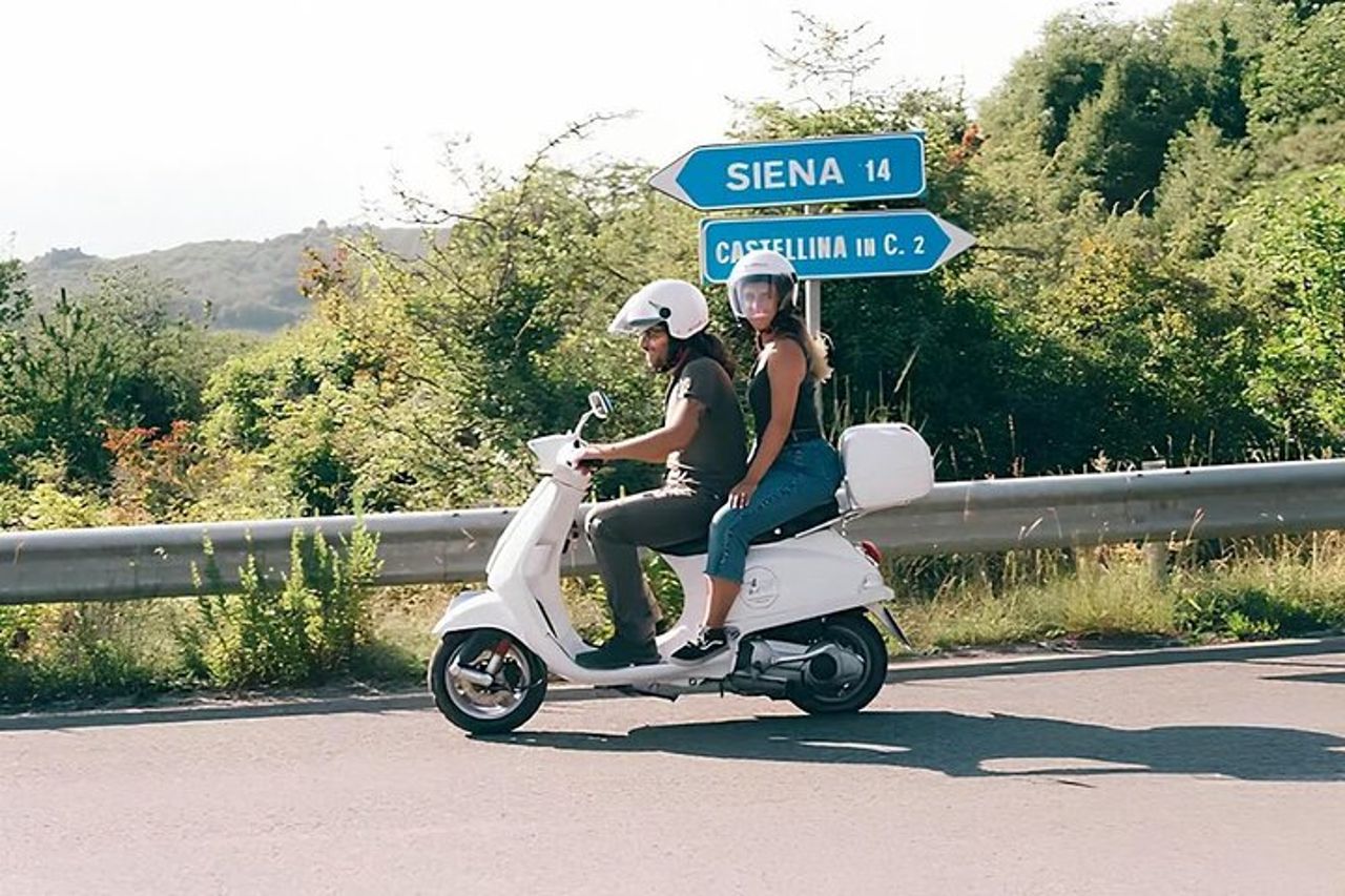 Noleggio Vespa intera giornata da Castellina in Chianti — 6