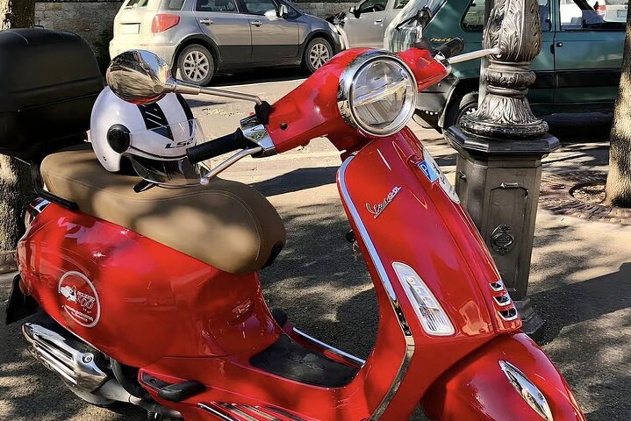 Noleggio Vespa intera giornata da Castellina in Chianti — 3