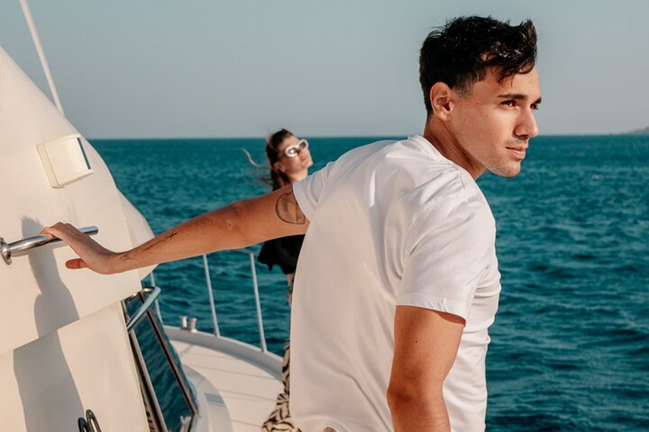 Crociera privata in yacht di un'intera giornata all'isola di Symi — 7