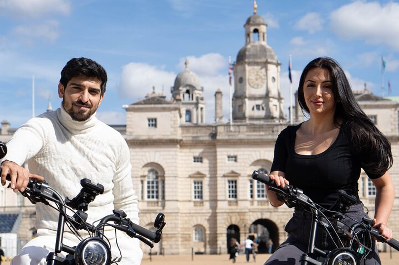 Tour privato in bicicletta elettrica del Royal London e del British Museum (2 ospiti) — 7