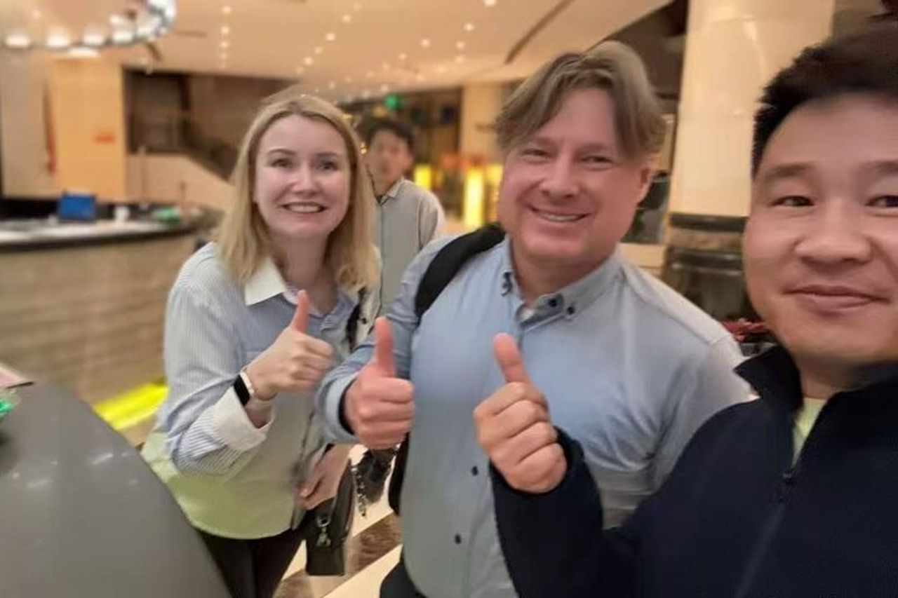 Trasferimento privato dall'aeroporto di Hong Kong agli hotel senza stress di Hong Kong — 2