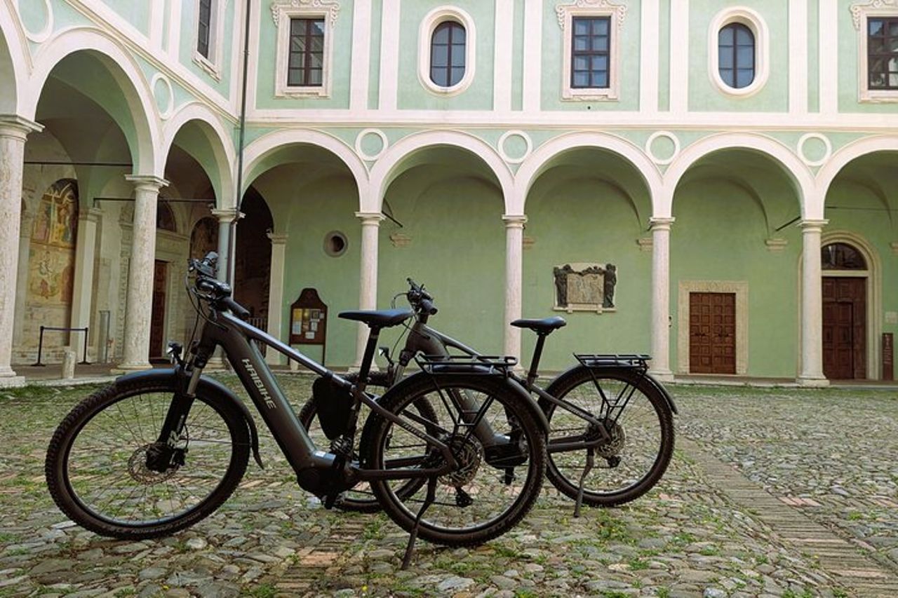 Tour guidato in E-Bike del centro storico di Perugia — 3