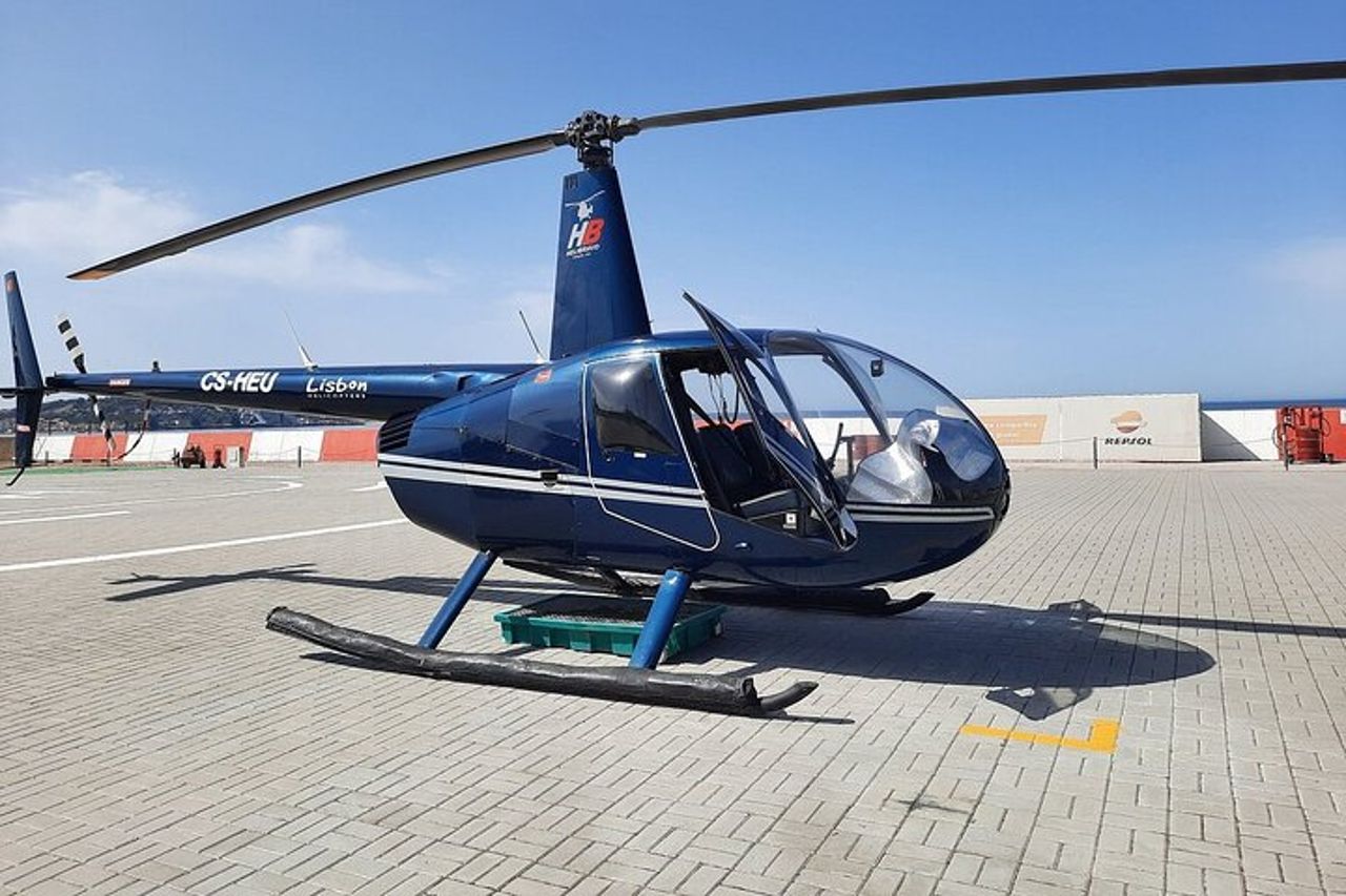 Tour privato in elicottero di Lisbona con viste uniche — 4