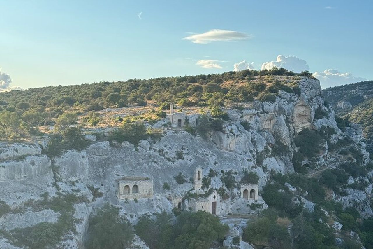 Trekking Cultura e Sapori Scopri il Villaggio Saraceno — 2