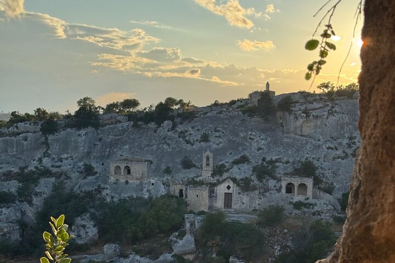 Trekking Cultura e Sapori Scopri il Villaggio Saraceno — 8