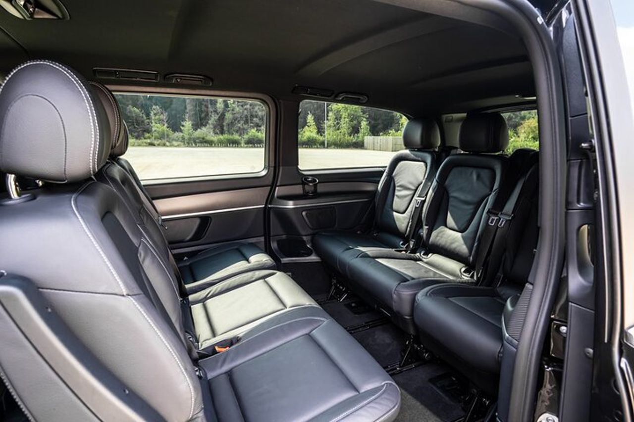 Transfer privato Parigi ↔ Versailles Palace (andata e ritorno) in van — 6