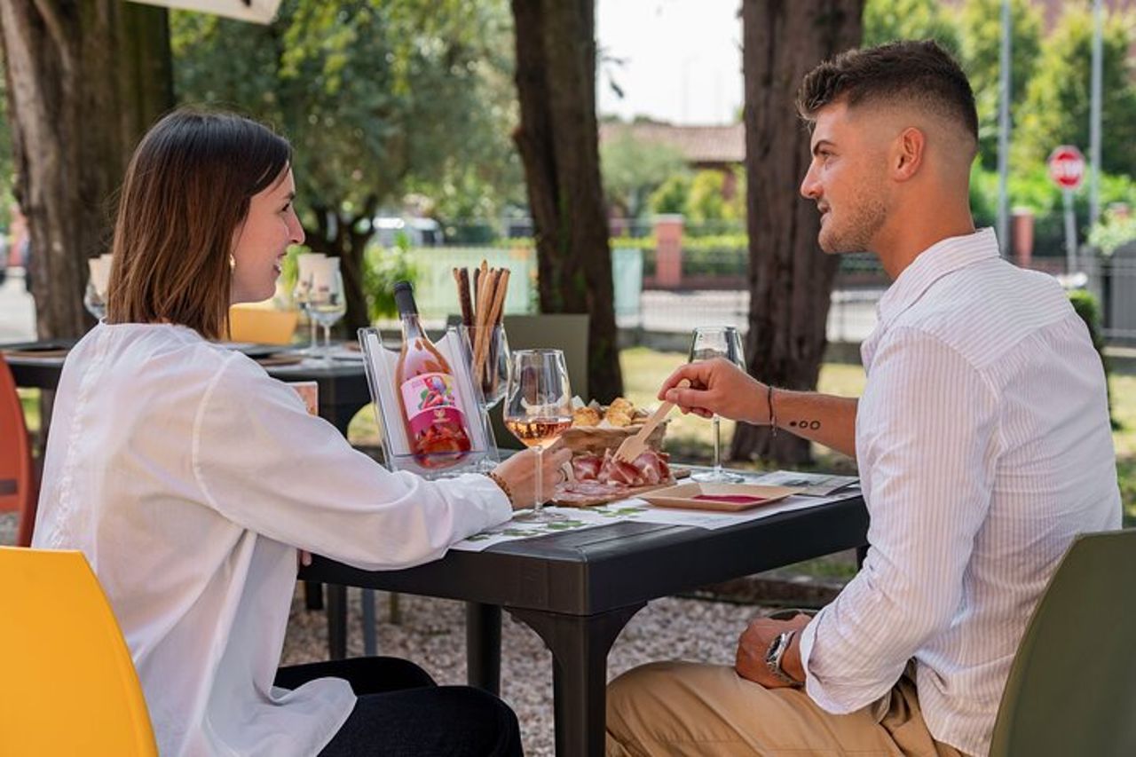 Nettare di Leggenda: Alla Scoperta dei Vini e dei Miti del Garda — 2
