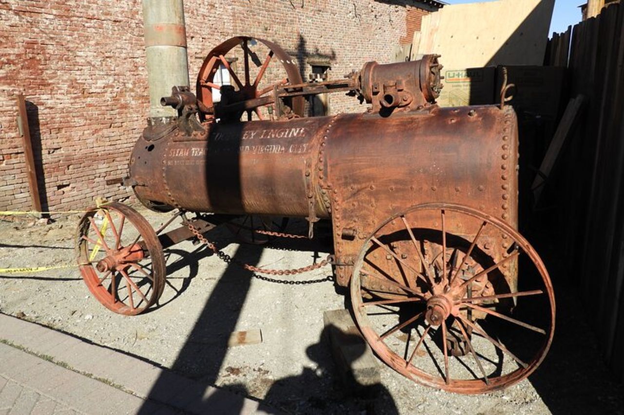 Tour guidato a piedi di Virginia City con approfondimenti locali — 5