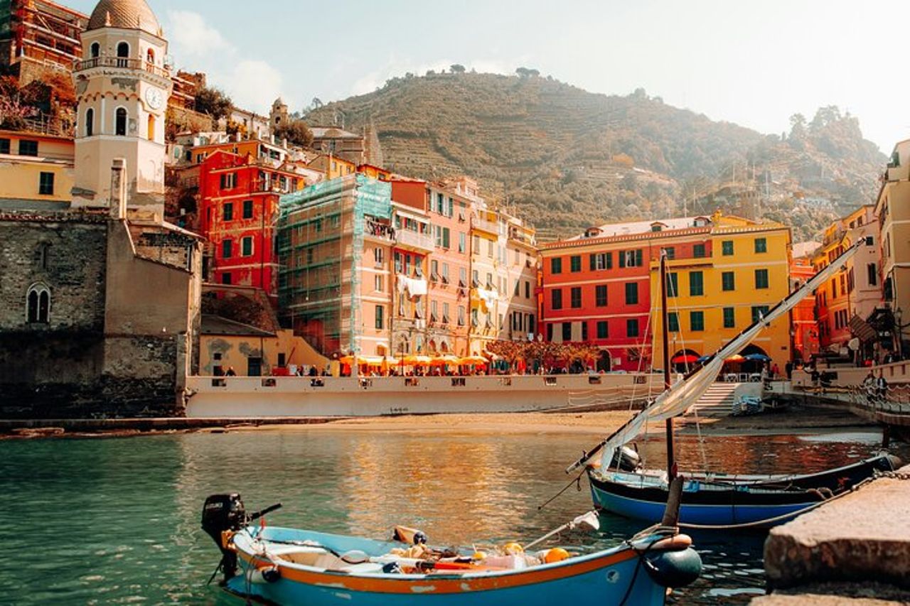Tour delle Cinque Terre per piccoli gruppi con degustazione di Limoncino — 5