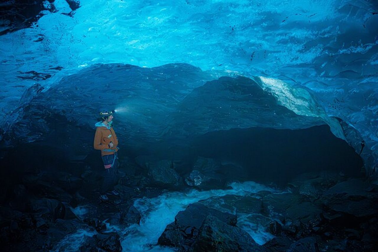 Escursione sul ghiacciaio Sólheimajökull con esplorazione delle grotte di ghiaccio — 8