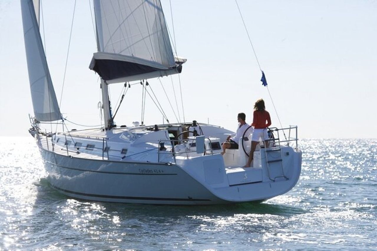 Da San Teodoro a vela per Tavolara e Molara con brunch e pranzo — 2