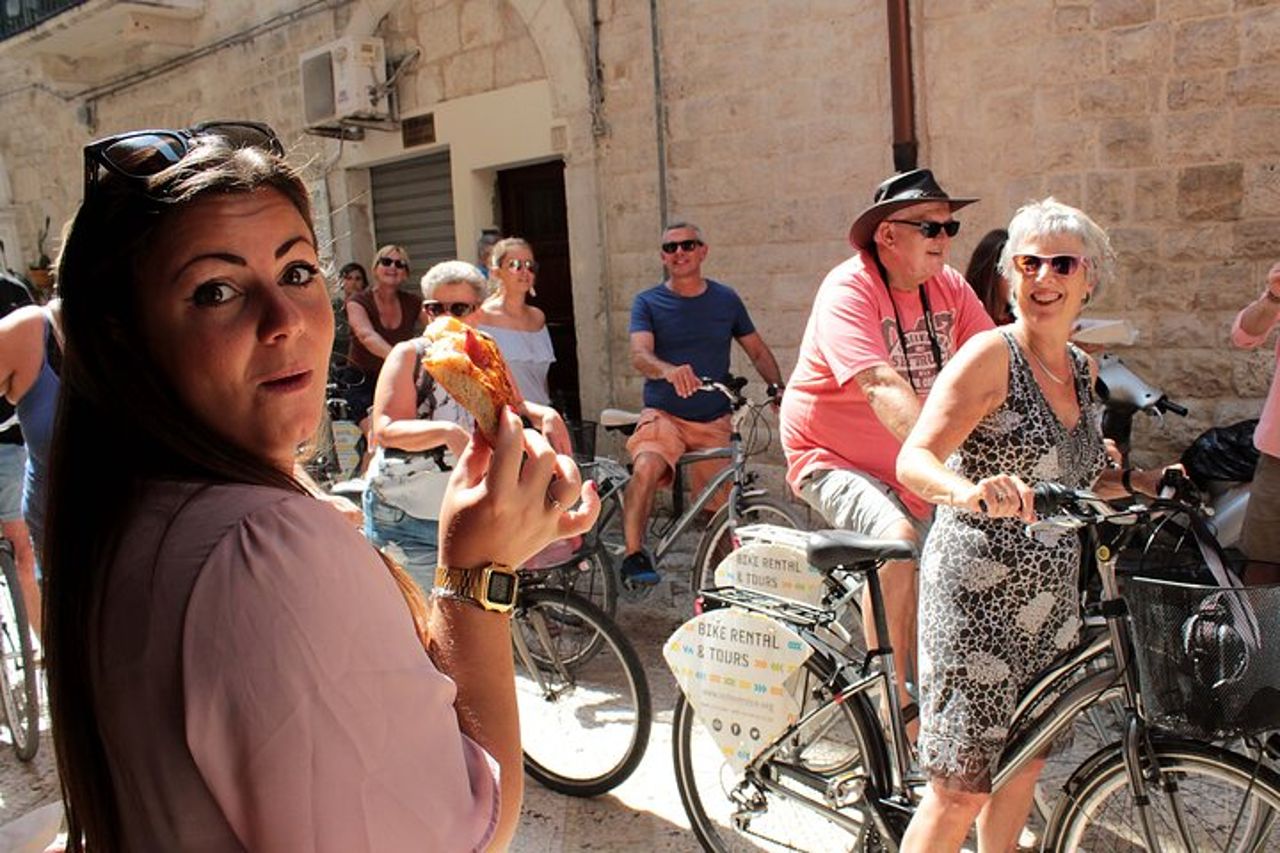 Tour in bici del cibo di strada a Bari — 2