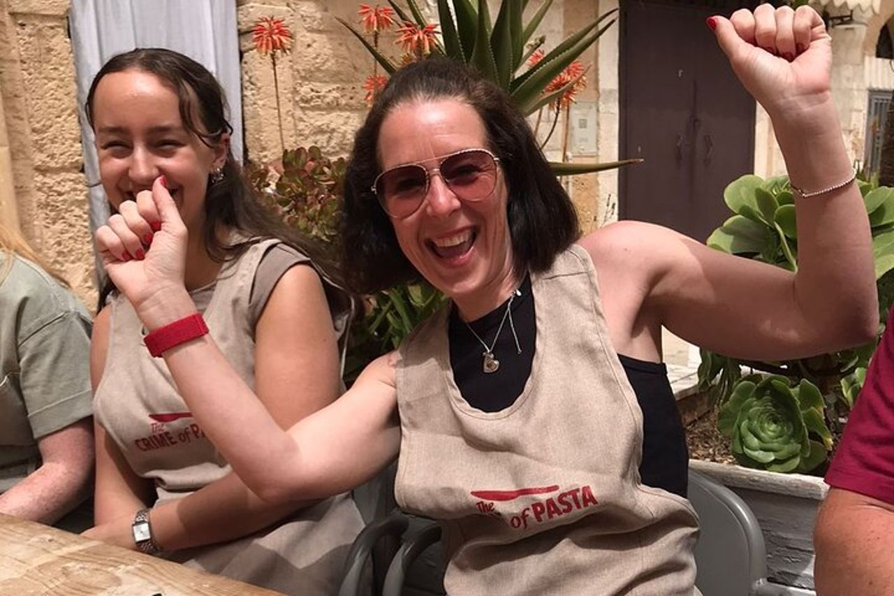 Preparazione della pasta e giro in risciò a Bari — 4