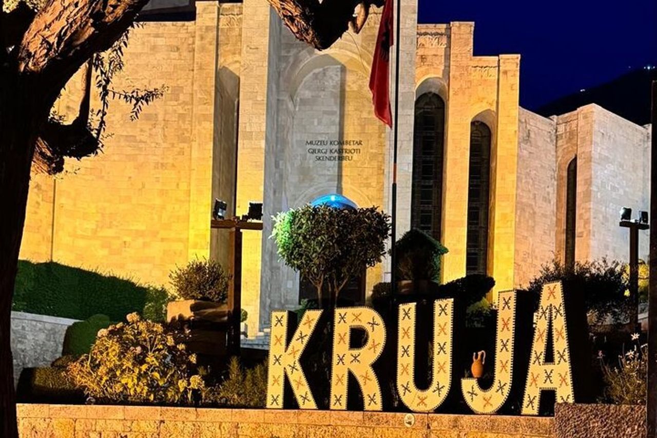 Kruja by Night : tour del castello e del bazar da Durazzo o Golem — 3