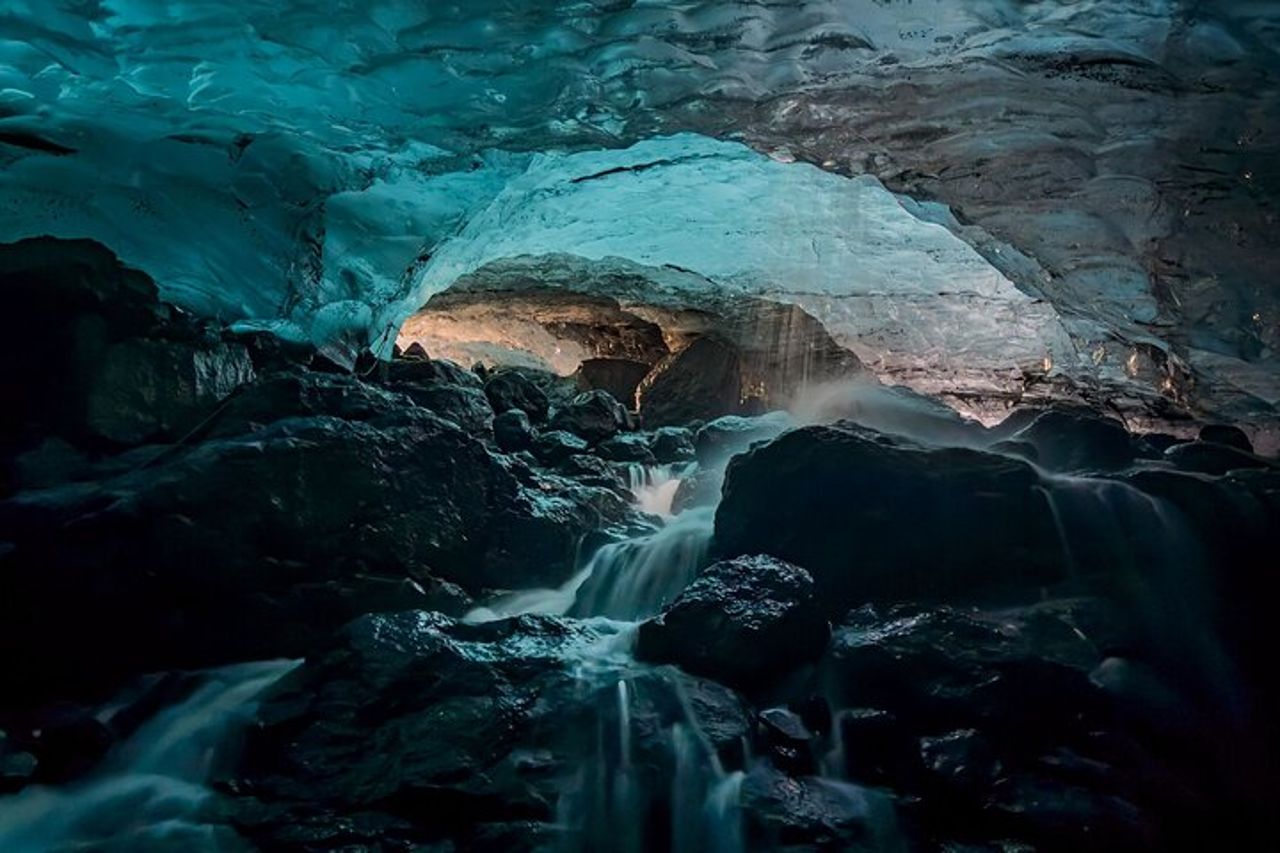Sólheimajökull Blue Ice Cave & Glacier Walk — 6