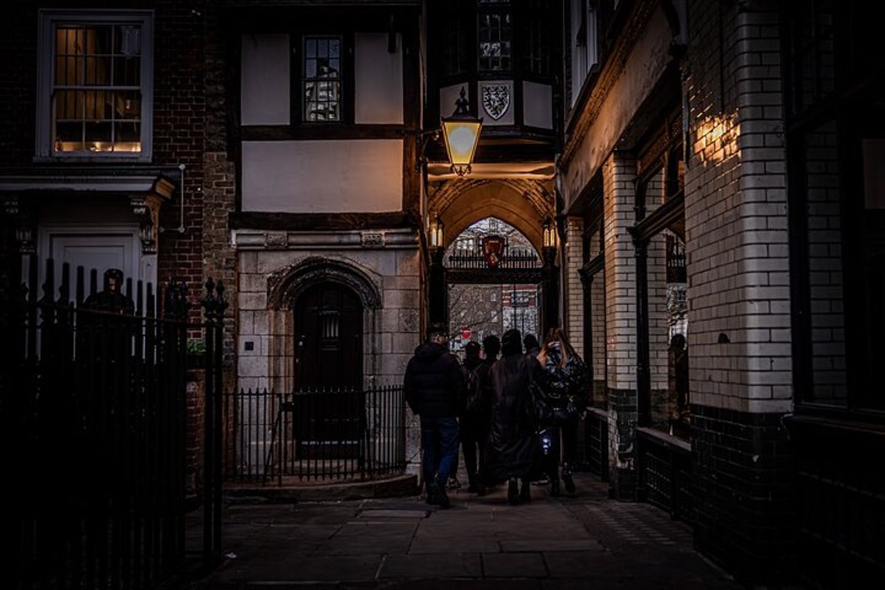 Londra stregata: tour notturno a piedi dei fantasmi — 3