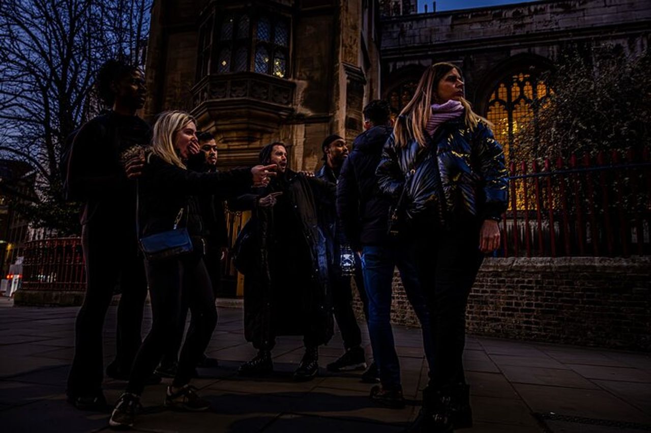 Londra stregata: tour notturno a piedi dei fantasmi — 8