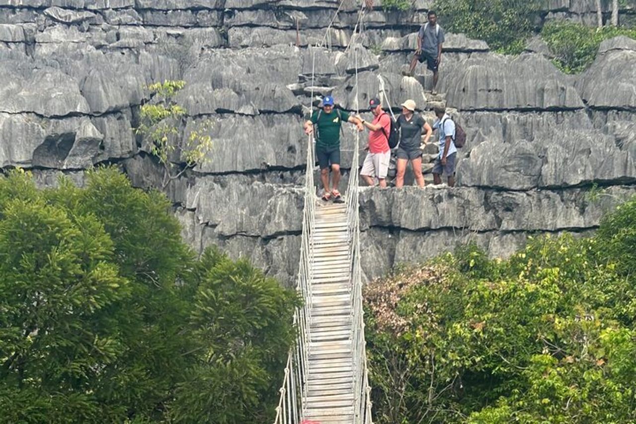 Montagna d'Ambra e Tsingy Rosso per le imbarcazioni passeggeri — 5
