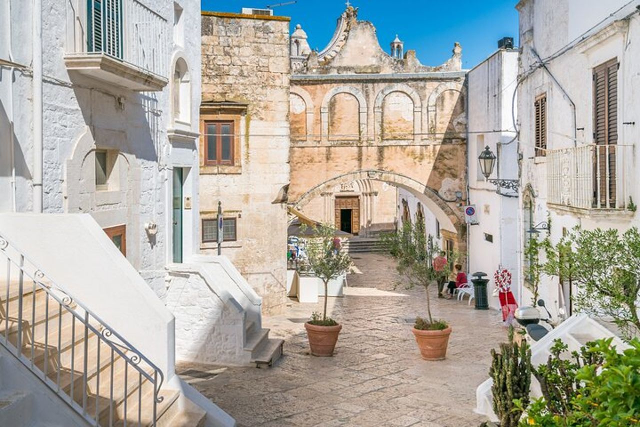 Tour Privato a Piedi nella Città Bianca di Ostuni — 4