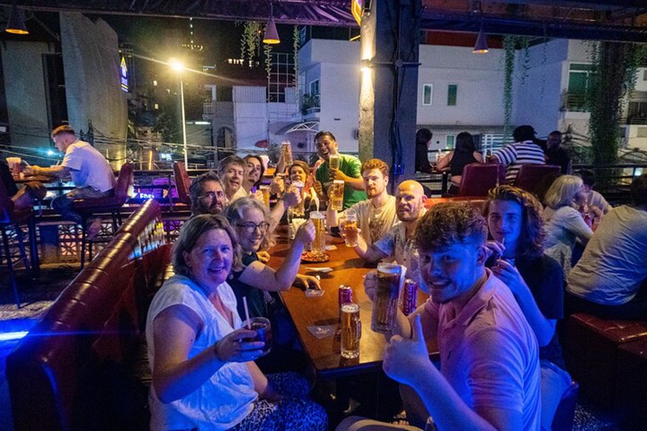 Phnom Penh Evening Food Tour - Inclusive 5 tappe Degustazioni locali — 3