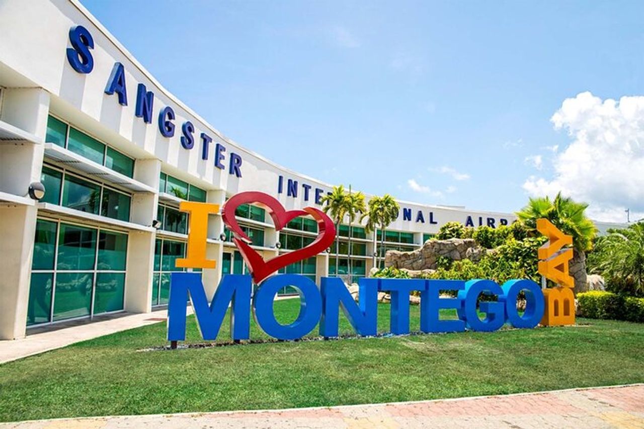Montego Bay Giamaica Airport Transfer a Riu Aquarelle Falmouth — 4