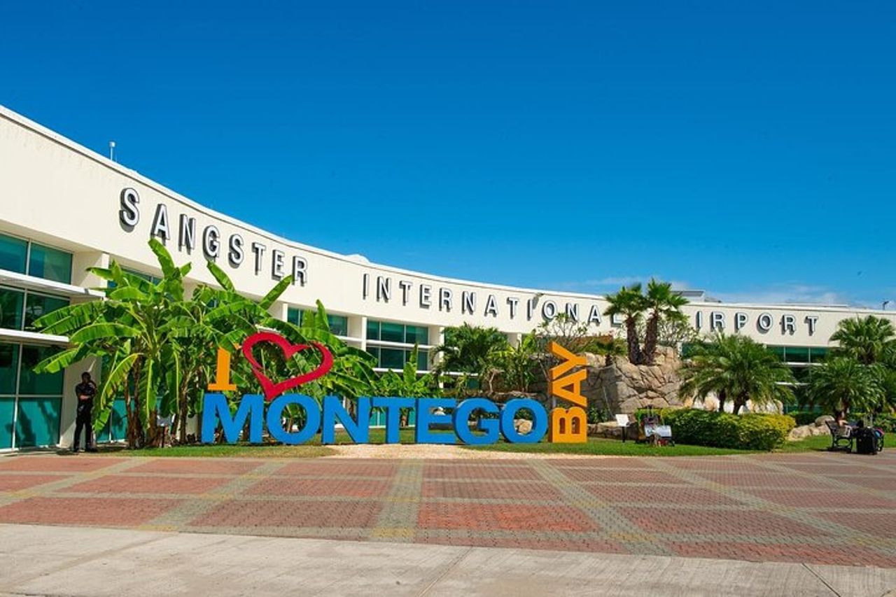 Montego Bay Giamaica Airport Transfer a Riu Aquarelle Falmouth — 6