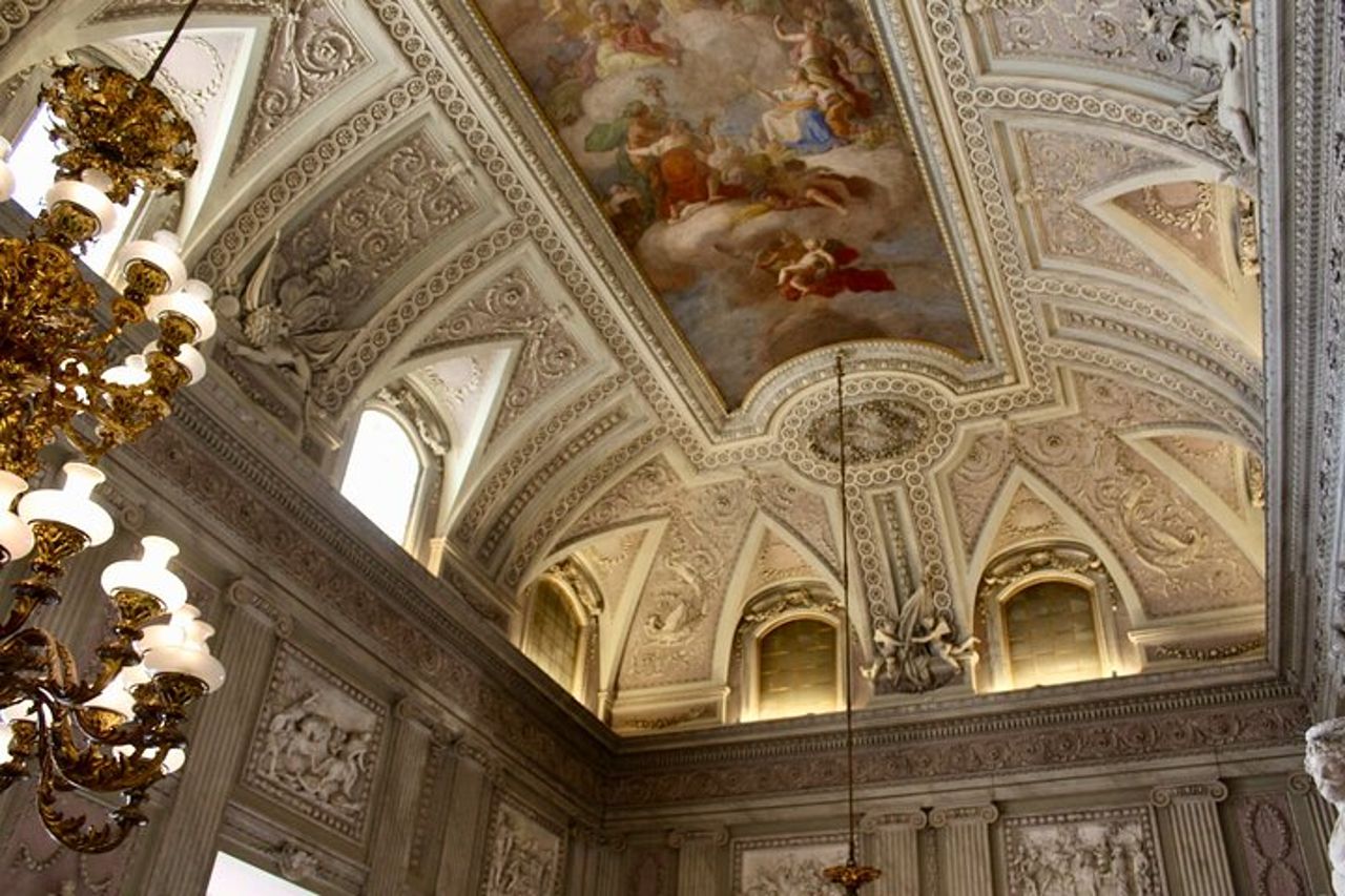 Tour privato della Reggia di Caserta da Napoli con Guida, Autista — 7