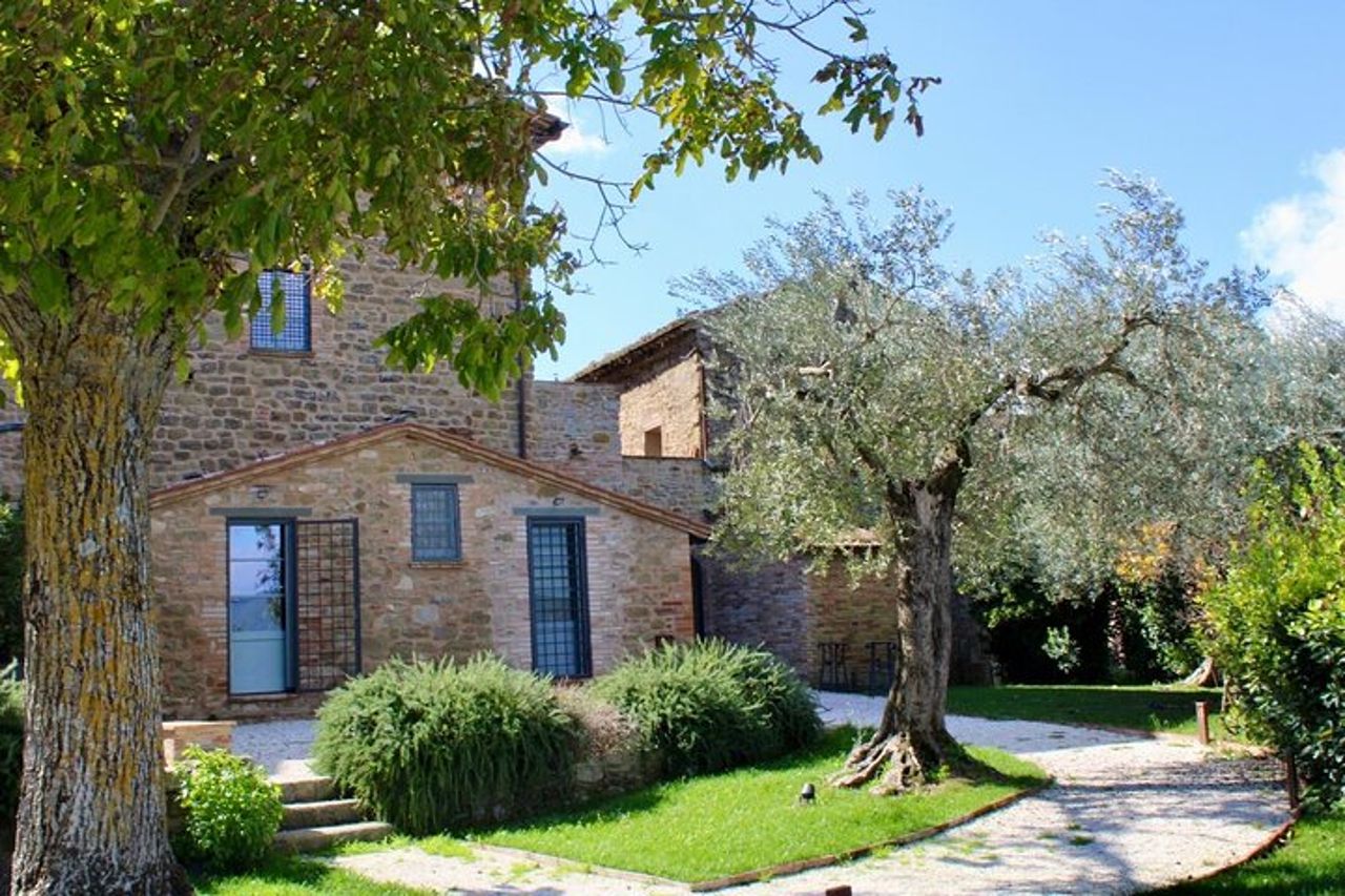Corso di cucina in un Frantoio Storico vicino al Lago Trasimeno — 3