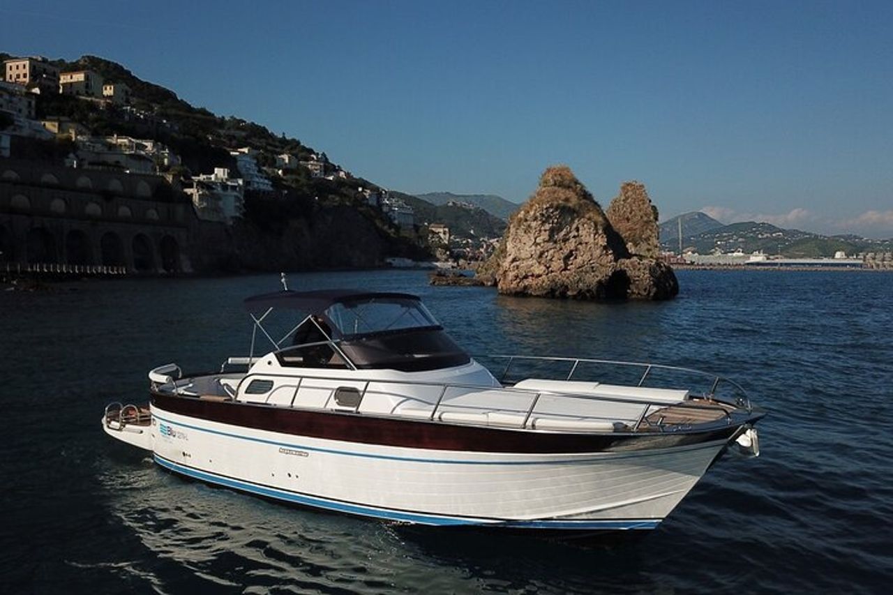 Tour privato in barca in Costiera Amalfitana