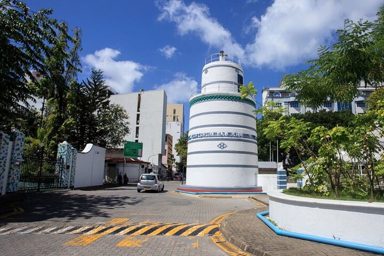 Maldive : tour in auto delle attrazioni della città di Male con Guida locale — 3