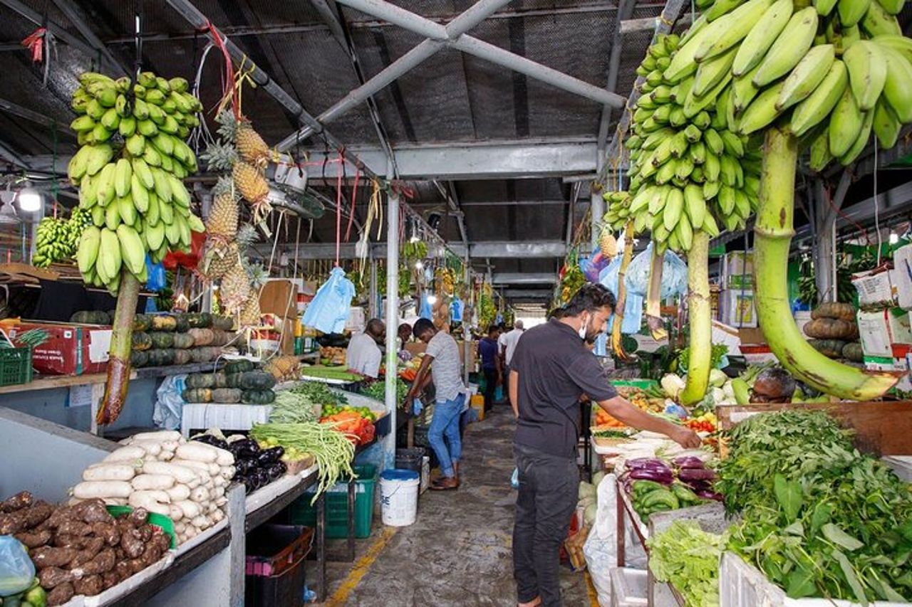 Maldive : tour in auto delle attrazioni della città di Male con Guida locale — 9