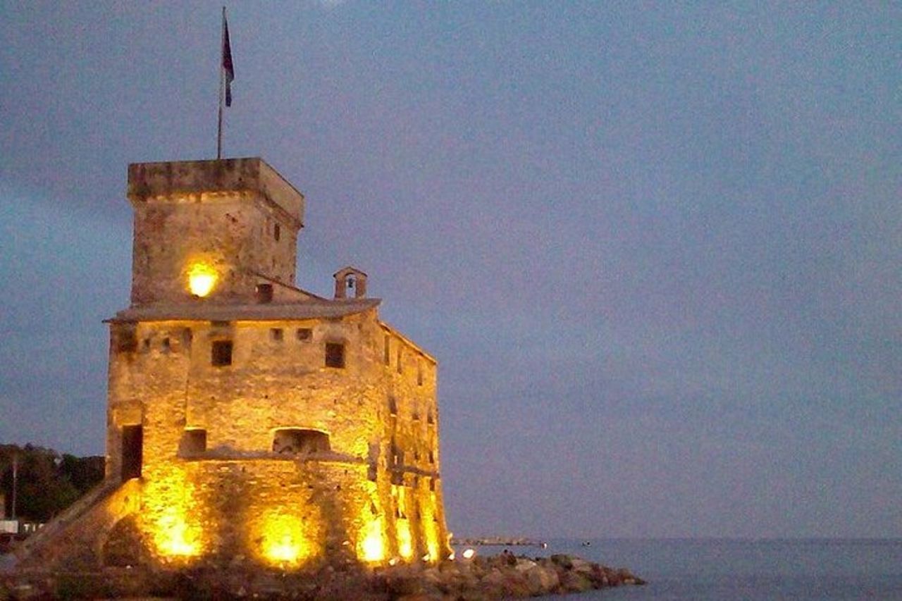 Tour privato VIP delle attrazioni della Riviera Italiana — 6