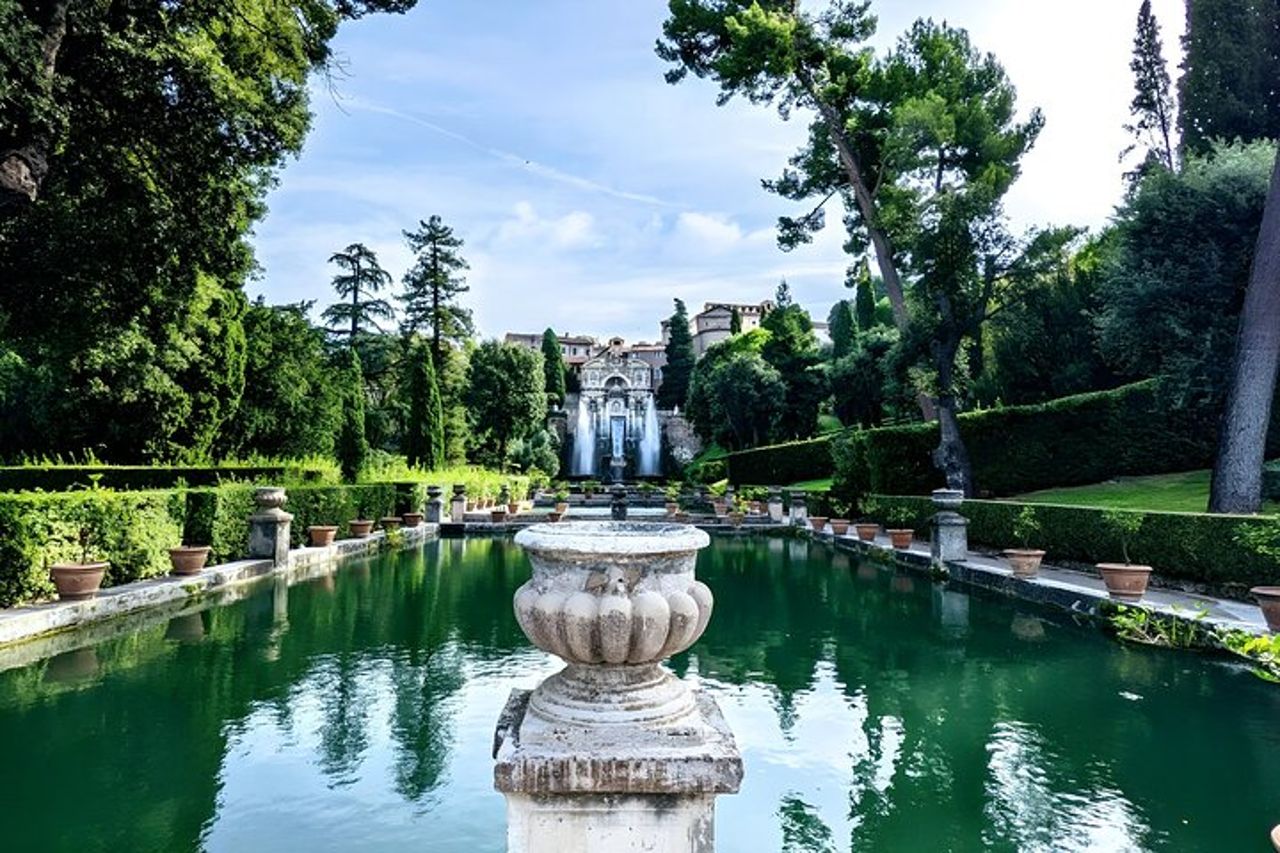 Tour di mezza giornata a Tivoli in villa Adriana o villa d'Este — 7