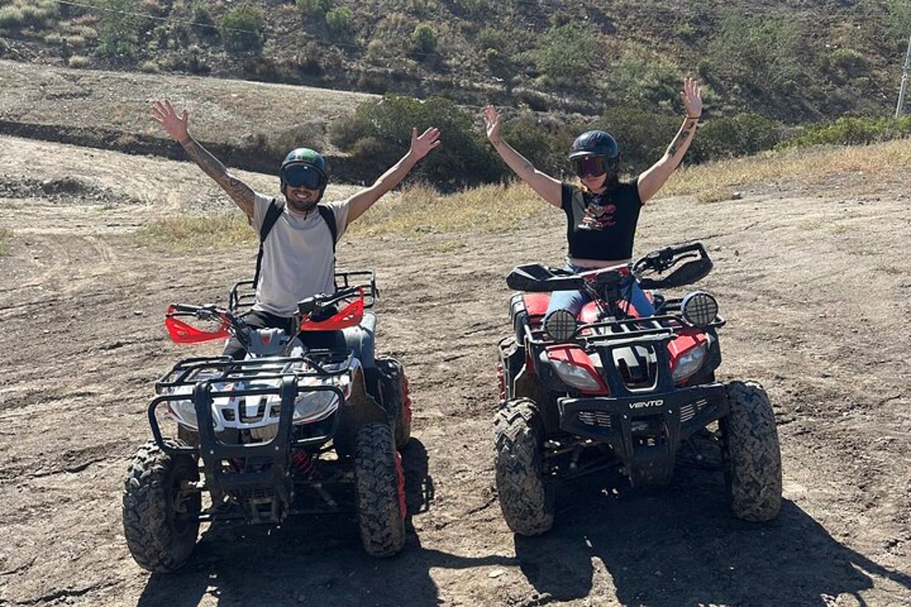 Tour notturno in quad sulle montagne di Rosarito e paintball/tiro al bersaglio — 3