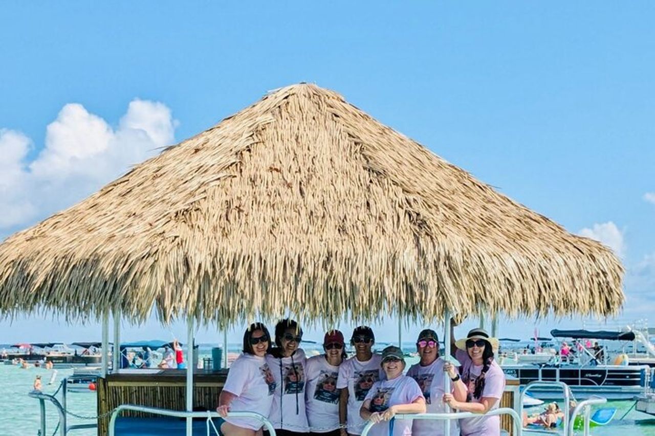 1,5 ore Tiki Boat Harbor e crociera sui delfini Destin FL — 4
