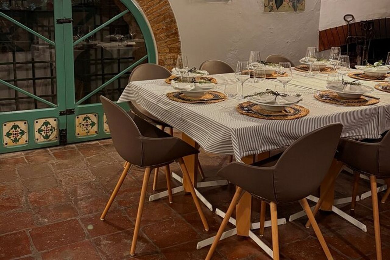 Godetevi un'esperienza di gusto di prelibatezze locali a Gradara — 2