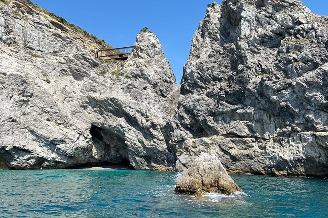 Tour privato in barca della Costiera Amalfitana da Positano — 2