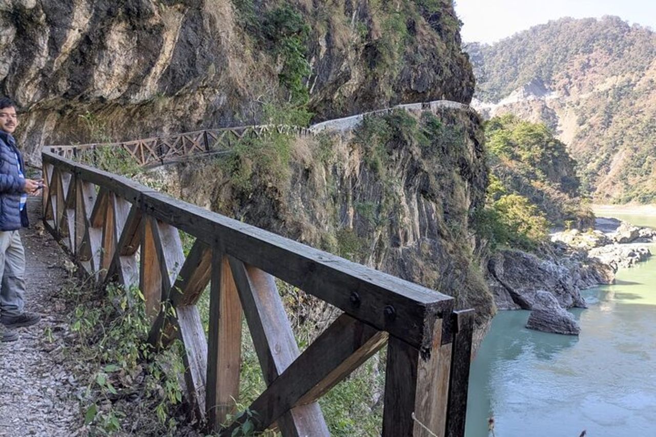 Rishikesh : Escursione di un giorno fuori tempo con meditazione all'interno della grotta Vasishta — 8