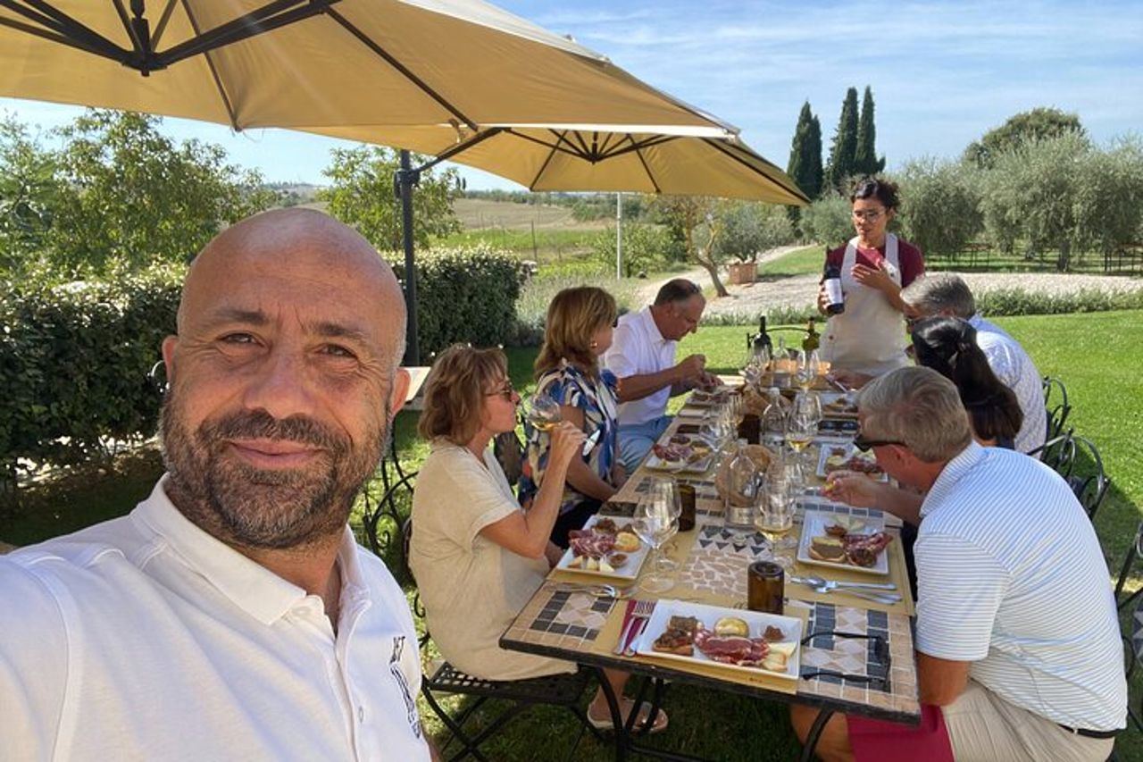 Esperienza del Brunello di Montalcino con un sommelier — 9