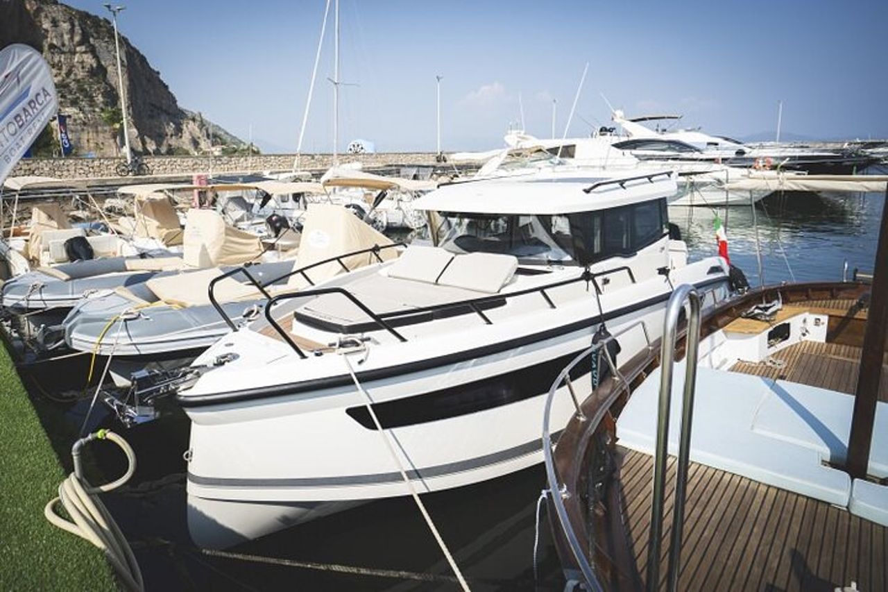 Tour privato in barca ad alta velocità della Costiera Amalfitana di 4 ore da Salerno — 2