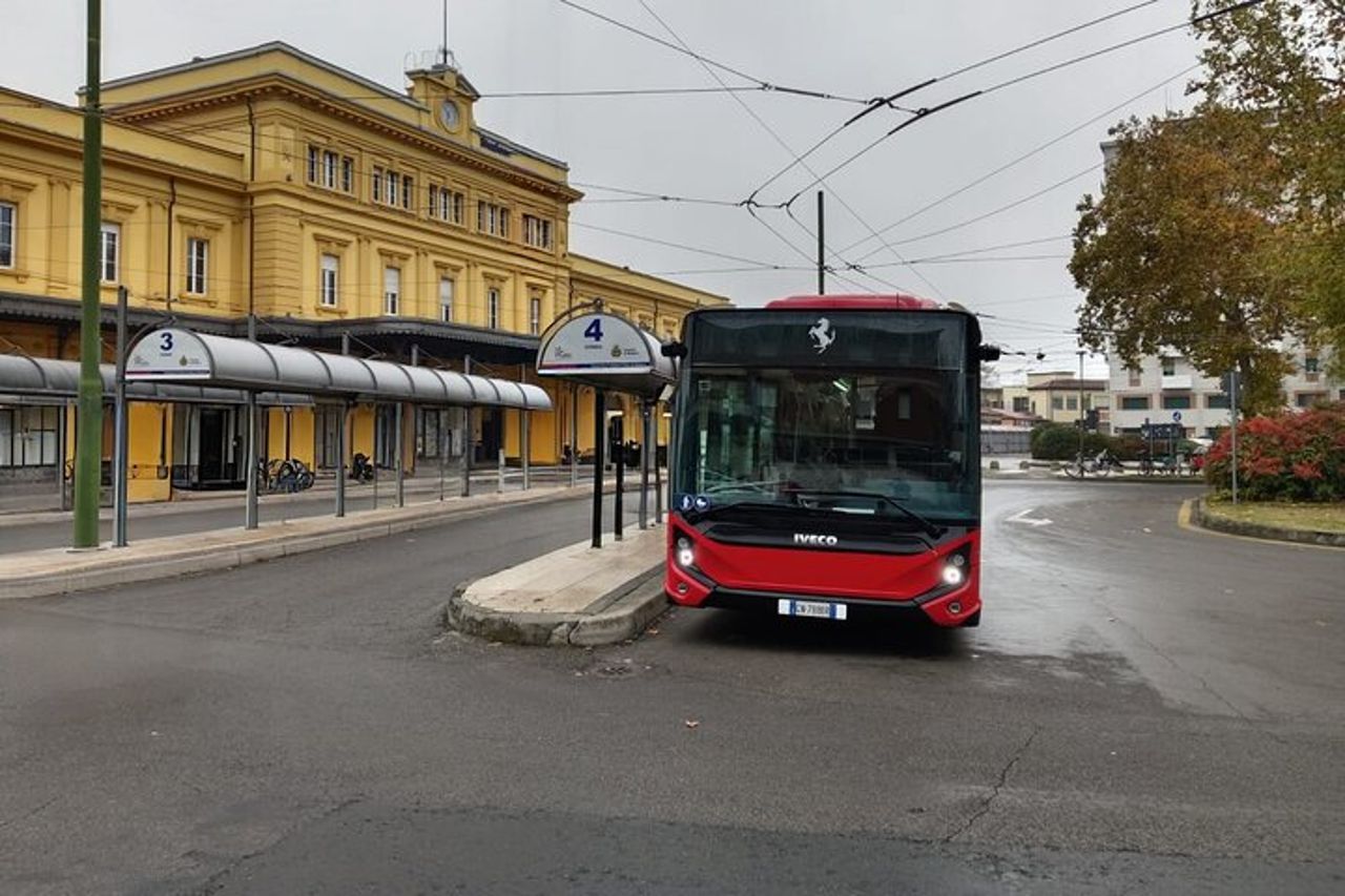 Trasferimento in autobus da Modena e Museo Ferrari Maranello Biglietto — 4