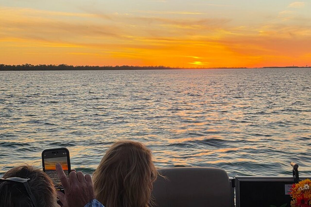 Crociera al tramonto nel porto e nella baia di Destin — 2