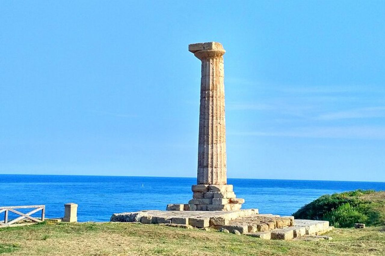 Escursione privata a terra a Crotone: Capo Colonna e Santa Severina — 2