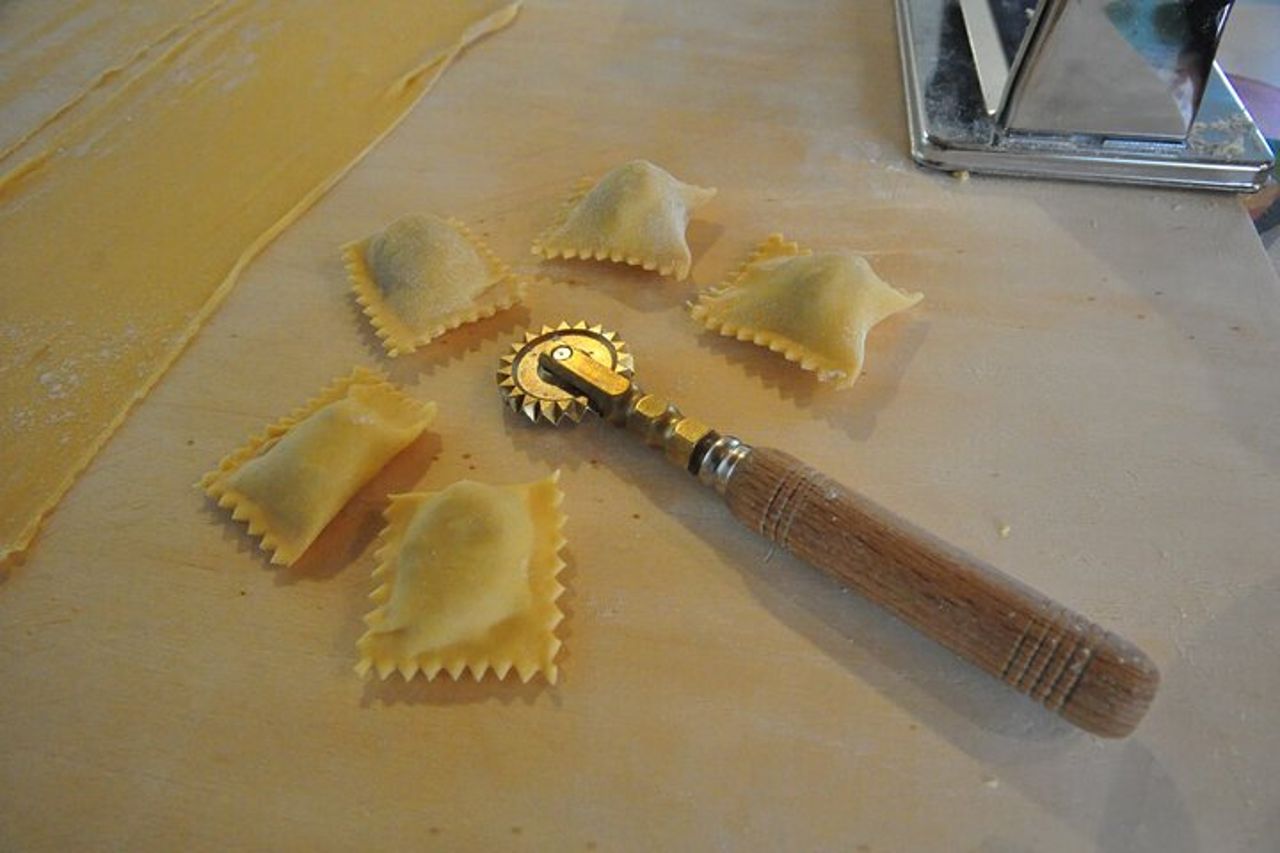 Ravioli autentici che fanno lezione nella scenografica campagna del Monferrato — 2