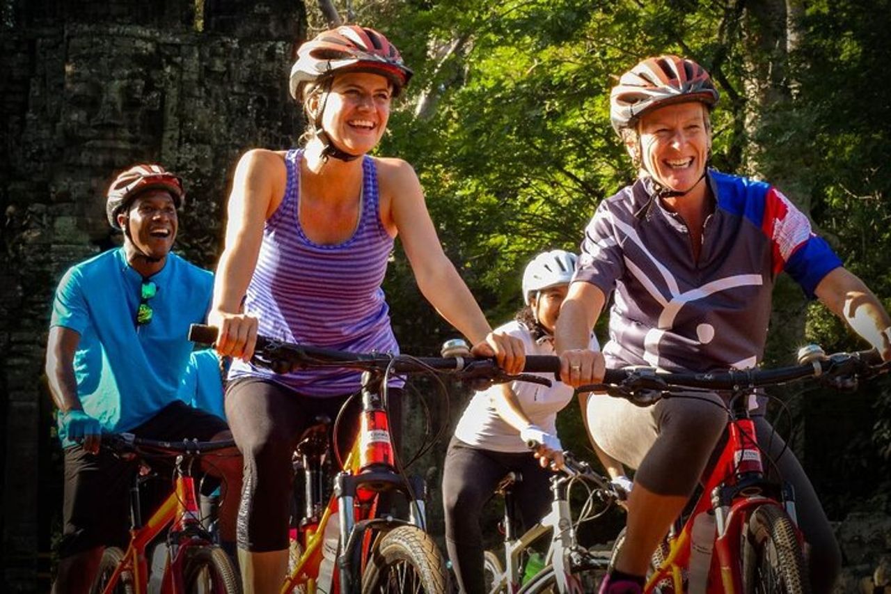 Siem Reap : in bicicletta i templi di Angkor - tour di 30 km di intera giornata — 3