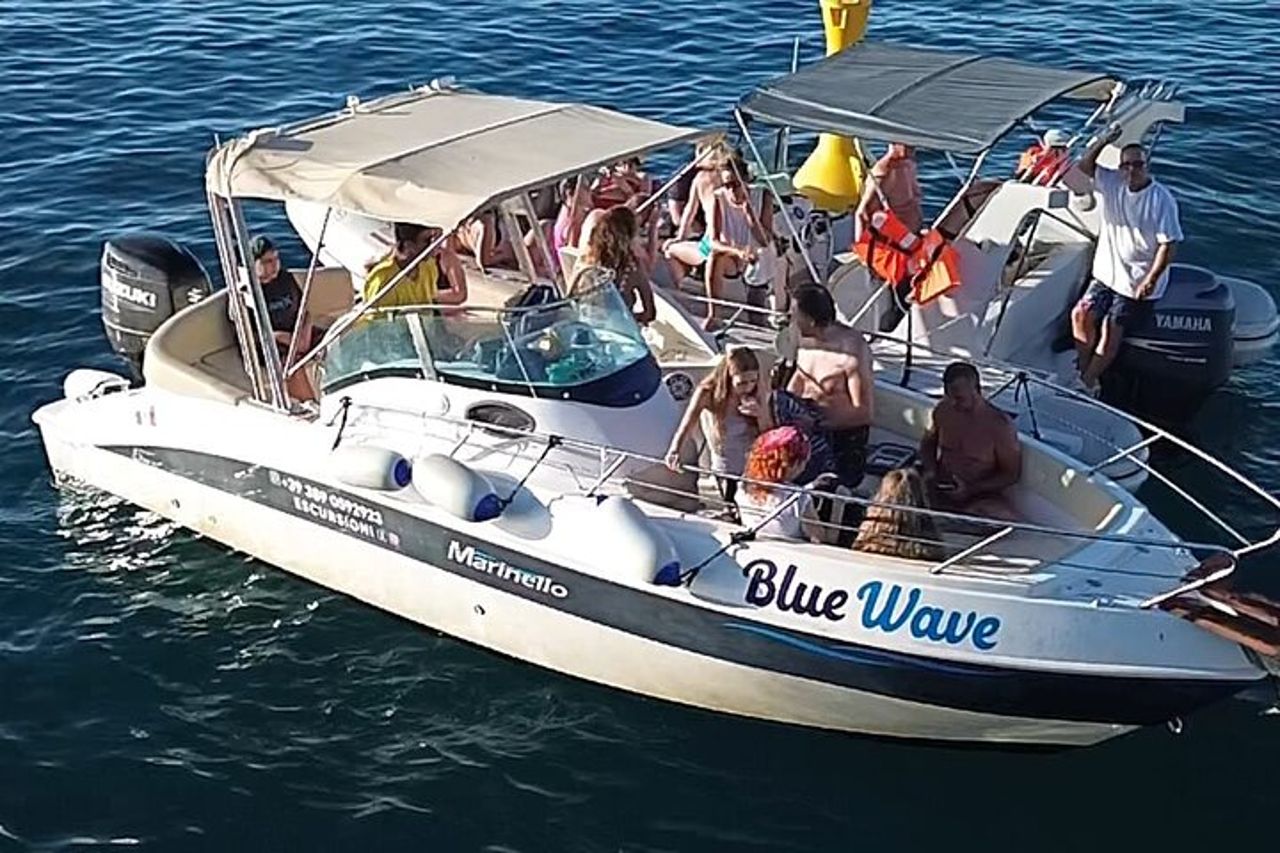 Polignano a Mare: Tour in Barca delle grotte - Piccolo Gruppo — 6
