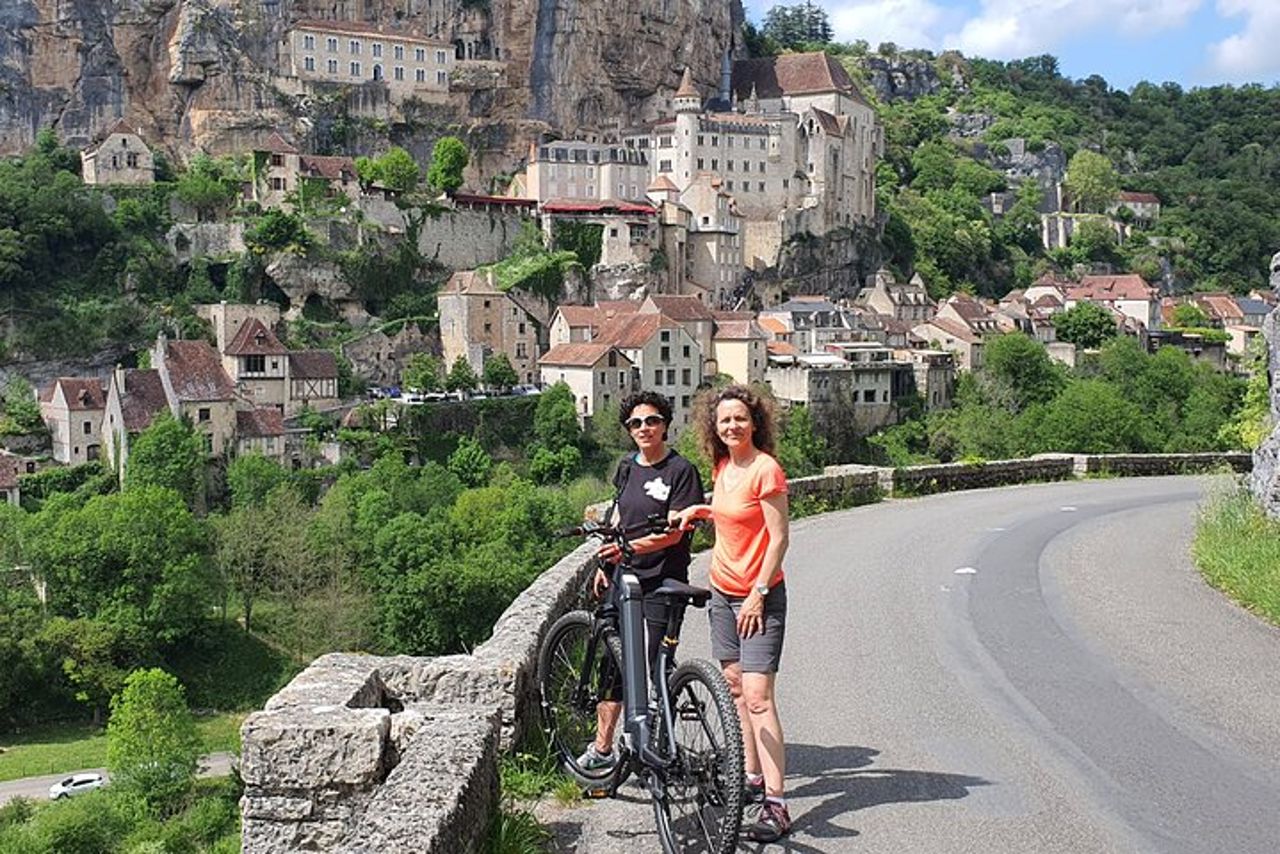 Visita guidata di Rocamadour e dei suoi canyon in bici elettrica