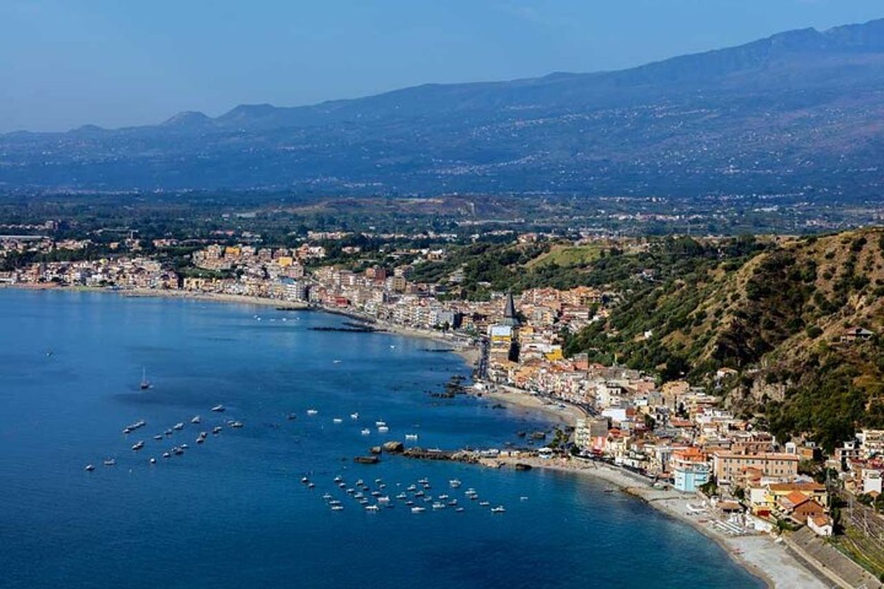 Tour in Barca di Gruppo Letojanni, Taormina e Giardini Naxos — 9