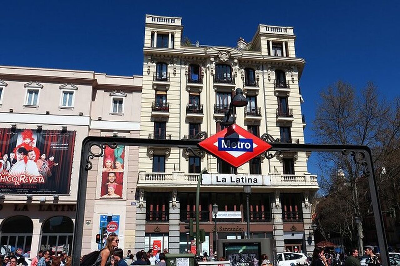 Madrid : tour a piedi di La Latina con bevande e tapas tradizionali