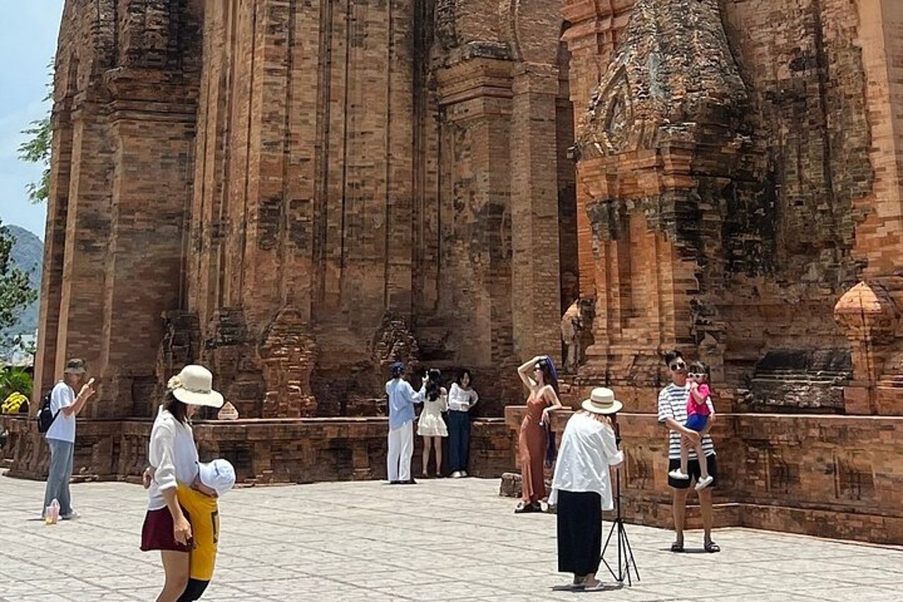 Tour condiviso della città di mezza giornata di Nha Trang — 9